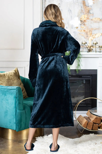 The Plush Robe — Women's Comfort Collection