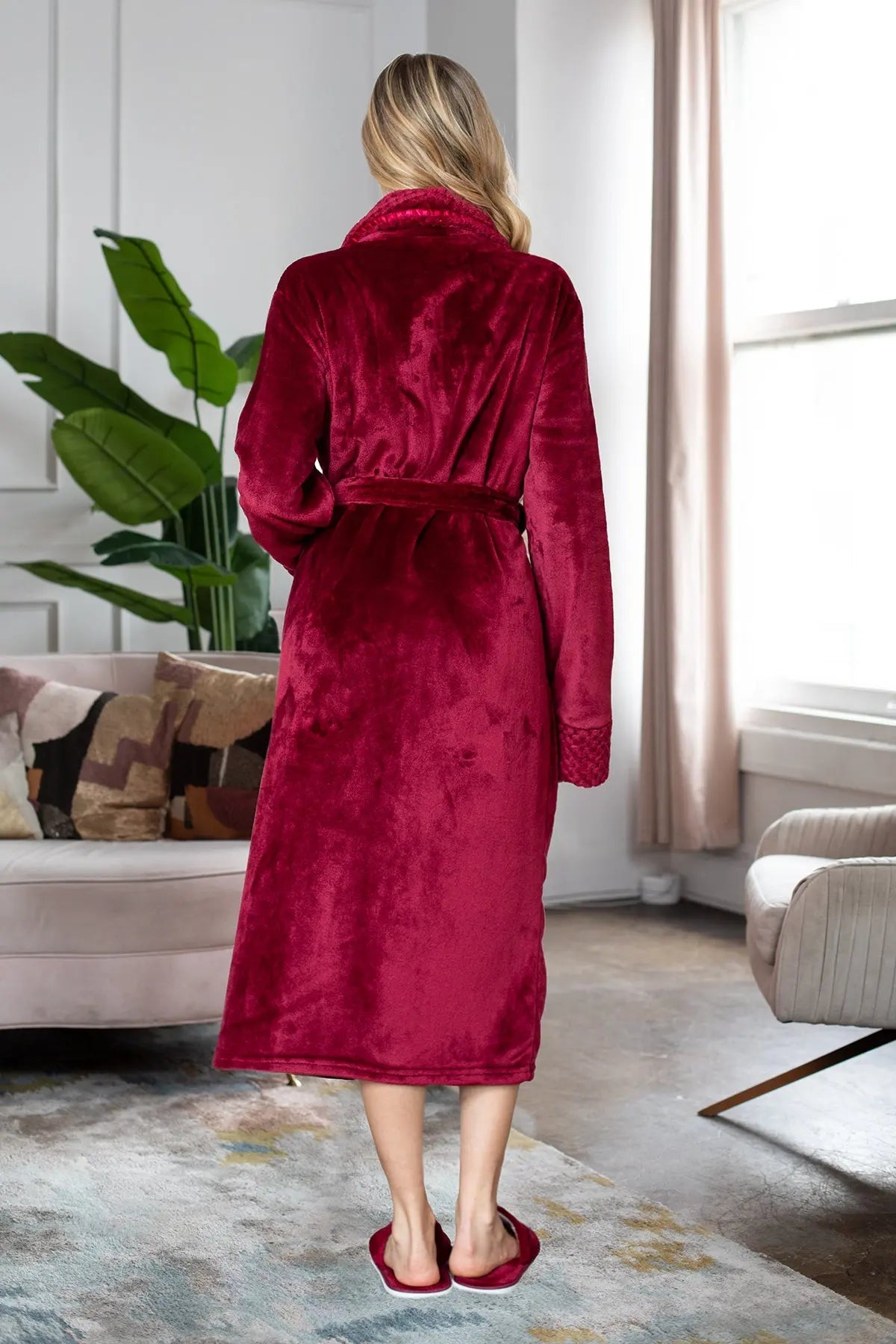 The Plush Robe — Women's Comfort Collection