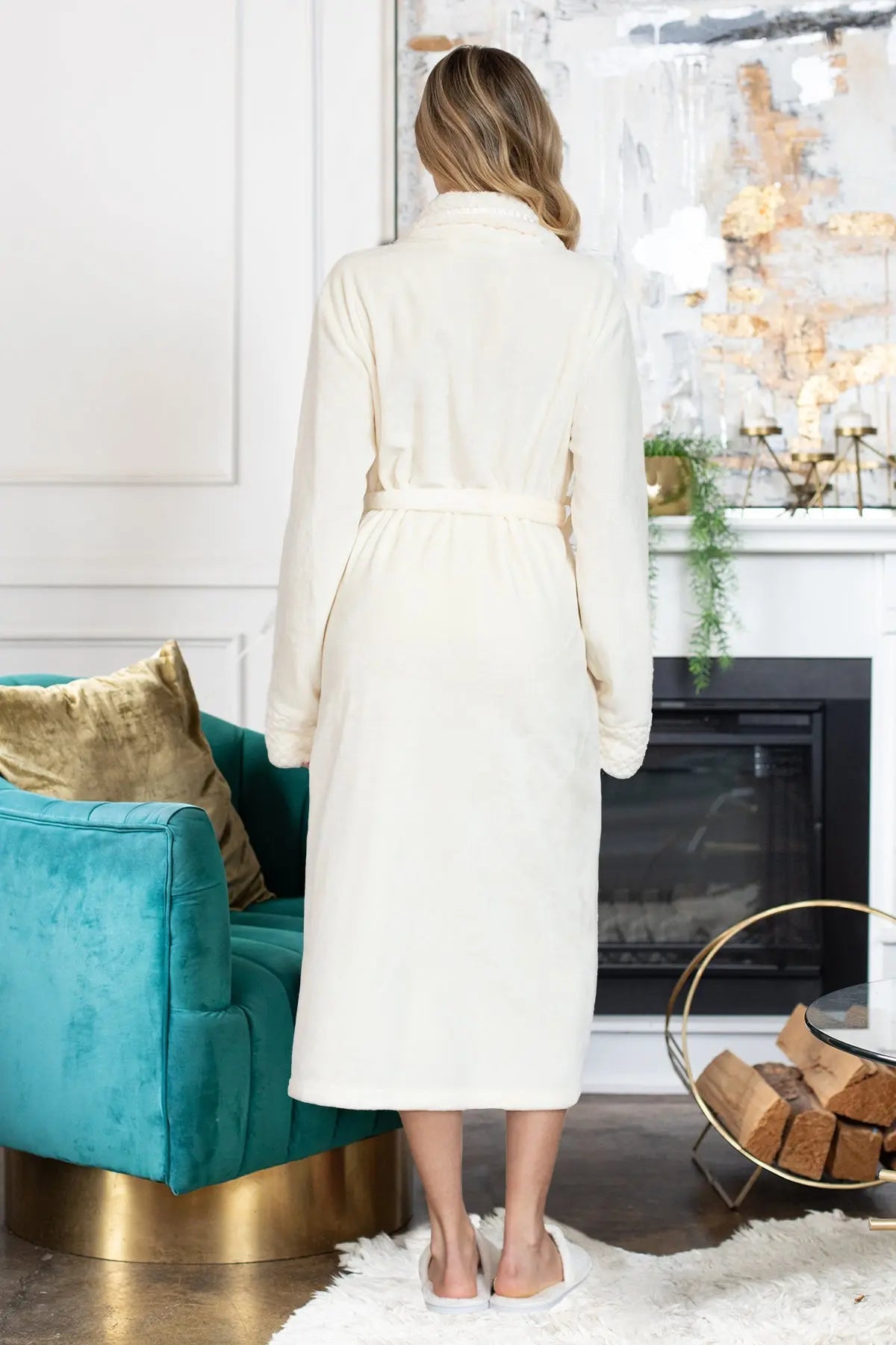 The Plush Robe — Women's Comfort Collection